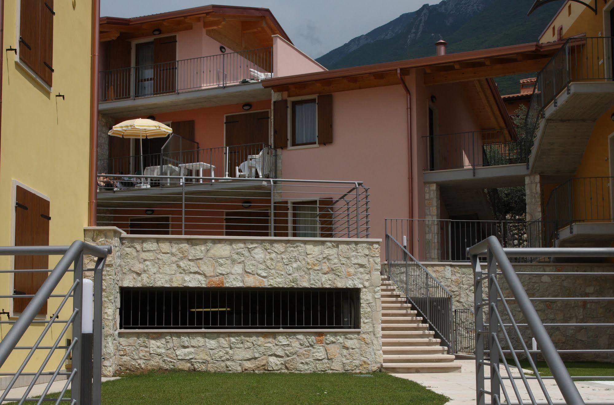 June Stay Lake Garda Brenzone sul Garda Dış mekan fotoğraf