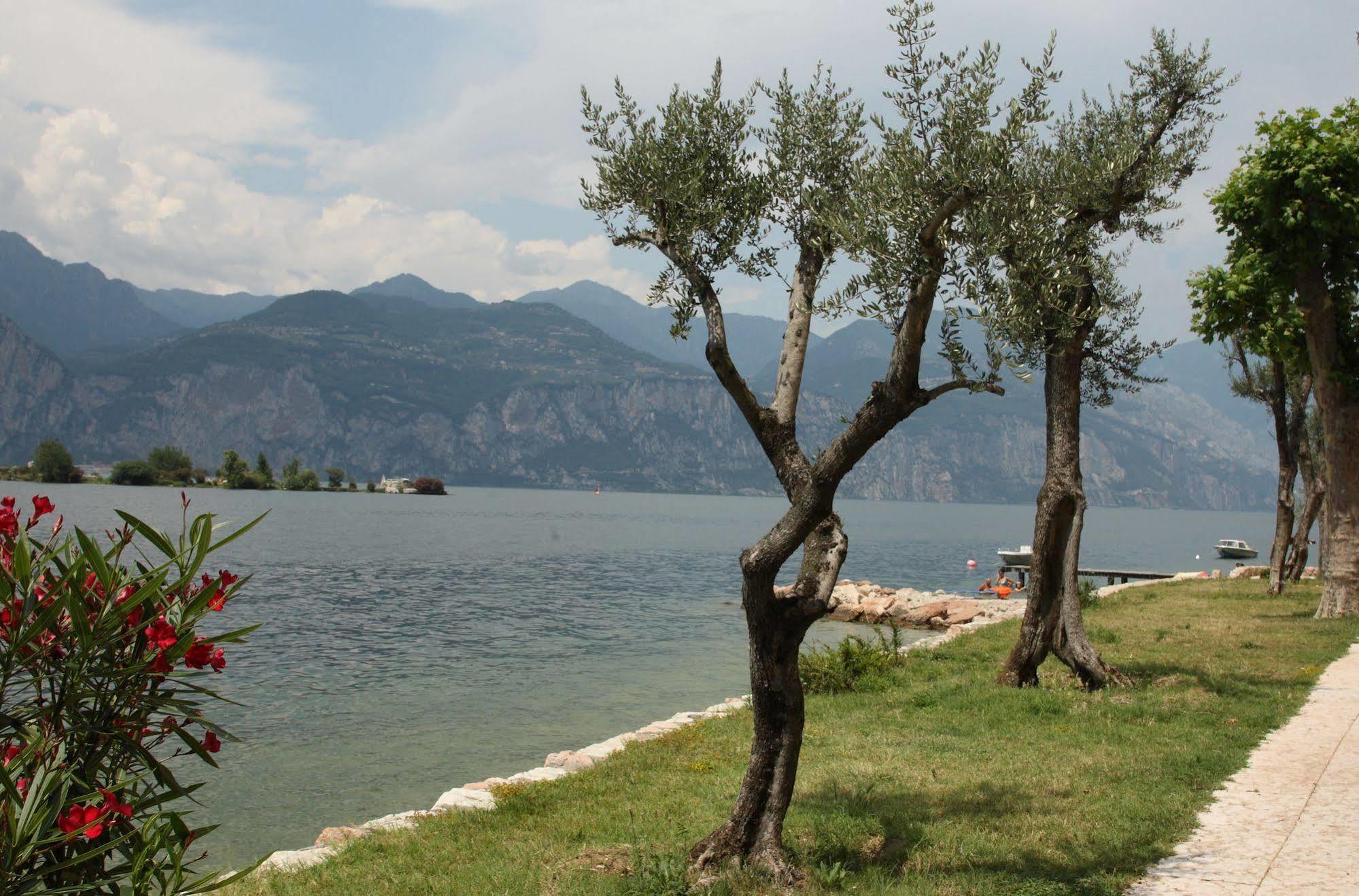 June Stay Lake Garda Brenzone sul Garda Dış mekan fotoğraf